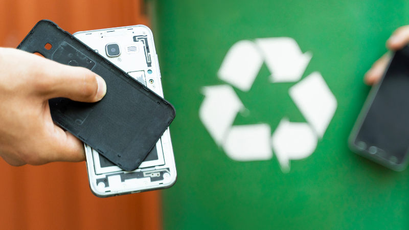 recycling cell phone